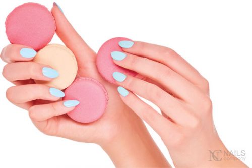 Powitaj wiosnę kolorami! Trendy w manicure na sezon wiosna / lato 2017 prosto od Nails Company